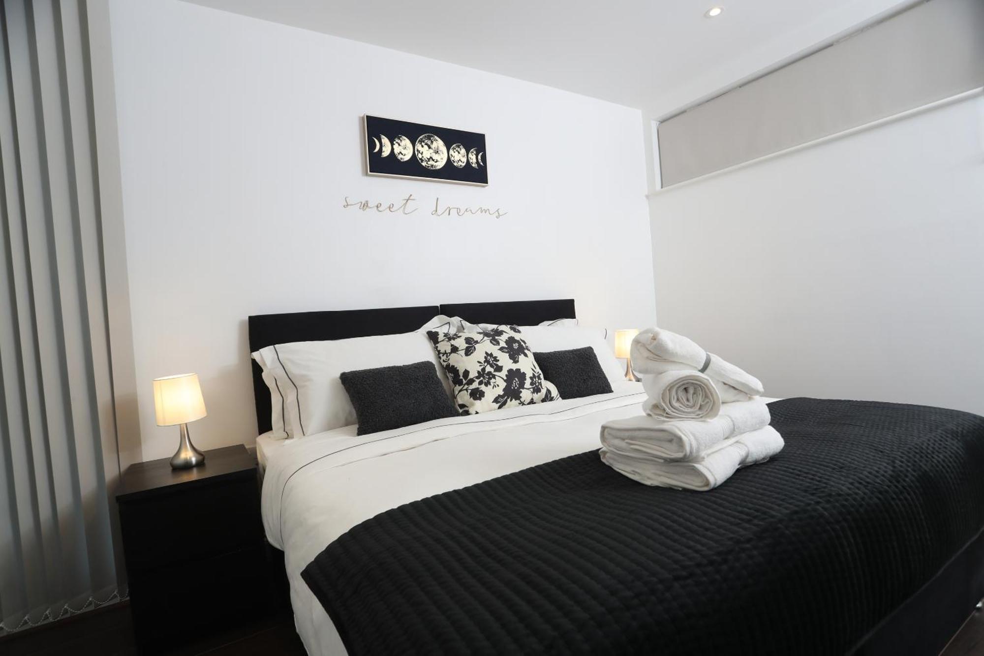Luxury Apartments In Central Watford Γουάτφορντ Εξωτερικό φωτογραφία